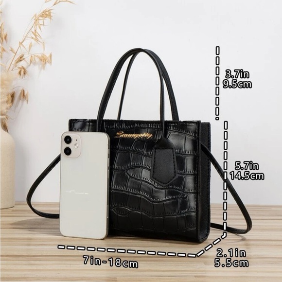 ⚠️Clearance Black Crocodile Print Mini Crossbody Handle Bag - Picture 4 of 4